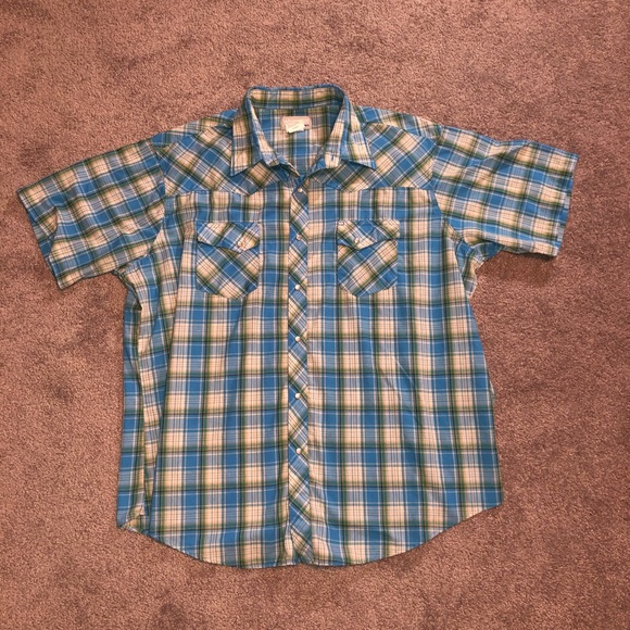 wrangler snap button short sleeve shirts